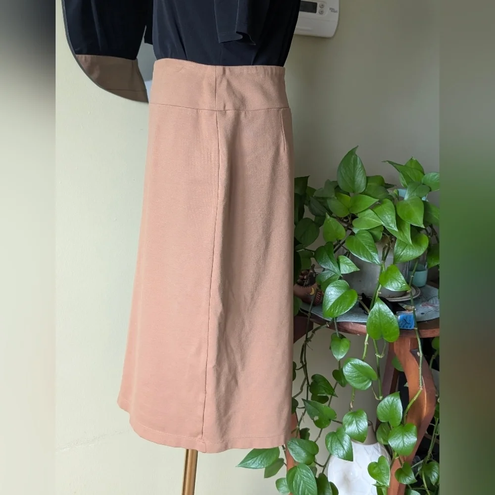 Nine West Women's Size XS Stretchy Tan Midi Skirt - Picture 6 of 9